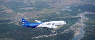 Новый российский пассажирский лайнер совершил первый пробный полет
